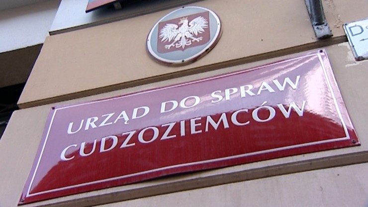 Cudzoziemcy będą mogli przez internet składać wnioski o pozwolenie na pobyt i pracę w Polsce