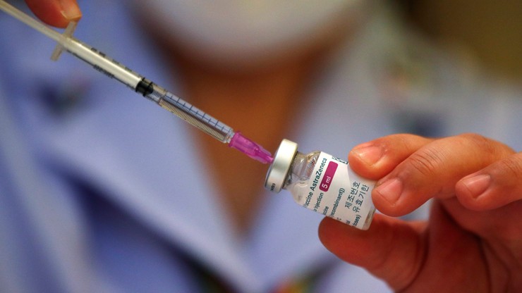Kolejny kraj zawiesza szczepienia preparatem AstraZeneca. Rząd liczy, że przerwa będzie krótka