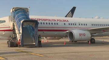 Samolot prezydenta wyleciał z Singapuru. Nowe informacje