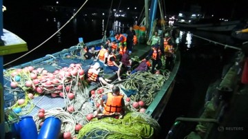37 osób nie żyje, 18 zaginionych po zatonięciu statku z turystami w Tajlandii