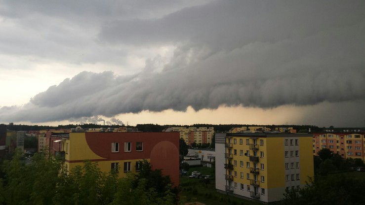 Burza nadciągająca nad Bełchatów