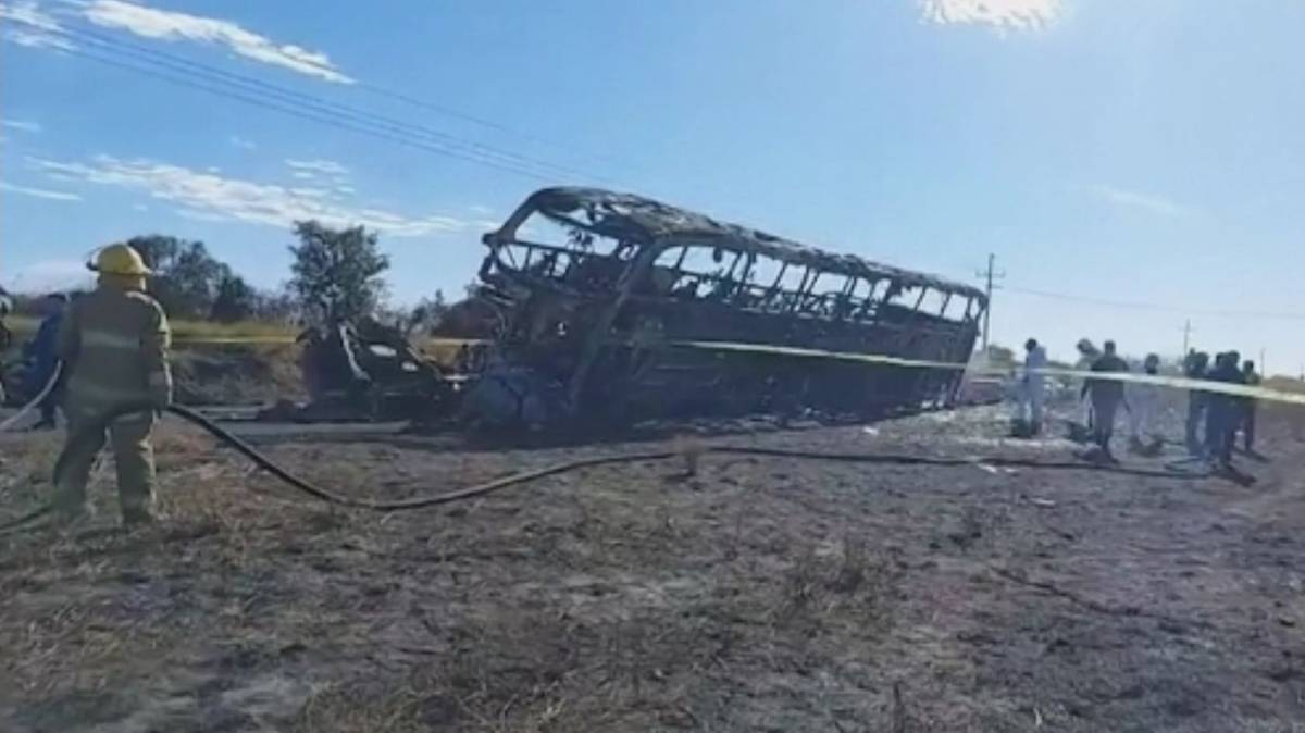 Meksyk. Tragiczne zderzenie autobusu i ciężarówki. Nie żyje 19 osób