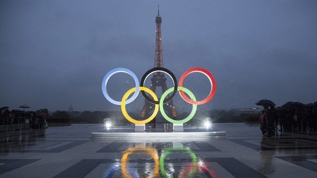 Problem Paryża przed igrzyskami. Zawody pływackie odbędą się w... ściekach?