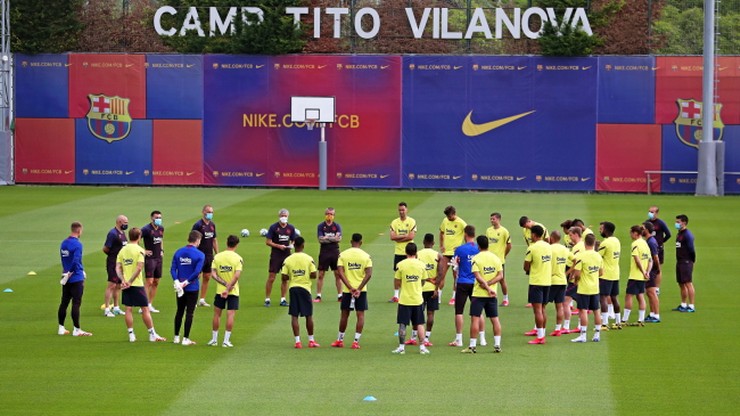 Piłkarze w Hiszpanii uczczą pamięć ofiar pandemii