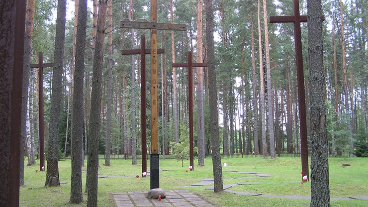 Uroczystości na cmentarzu polskich funkcjonariuszy w Miednoje