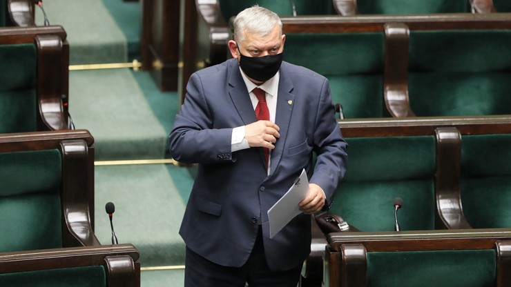 Sejm. Marek Suski zapomniał wyłączyć mikrofon. Nazwał Pawła Poncyljusza "mendą"