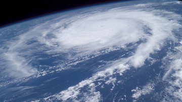 Tropikalny sztorm Gaston przekształcił się w huragan