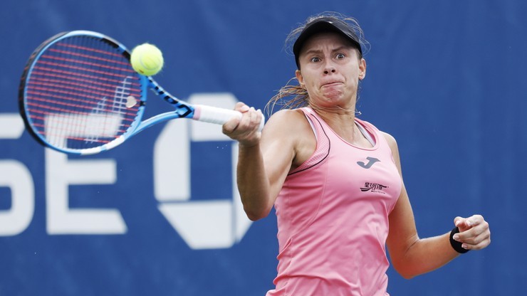 Turniej WTA w Rzymie: Magda Linette pokonała w 1. rundzie Jelenę Ostapenko