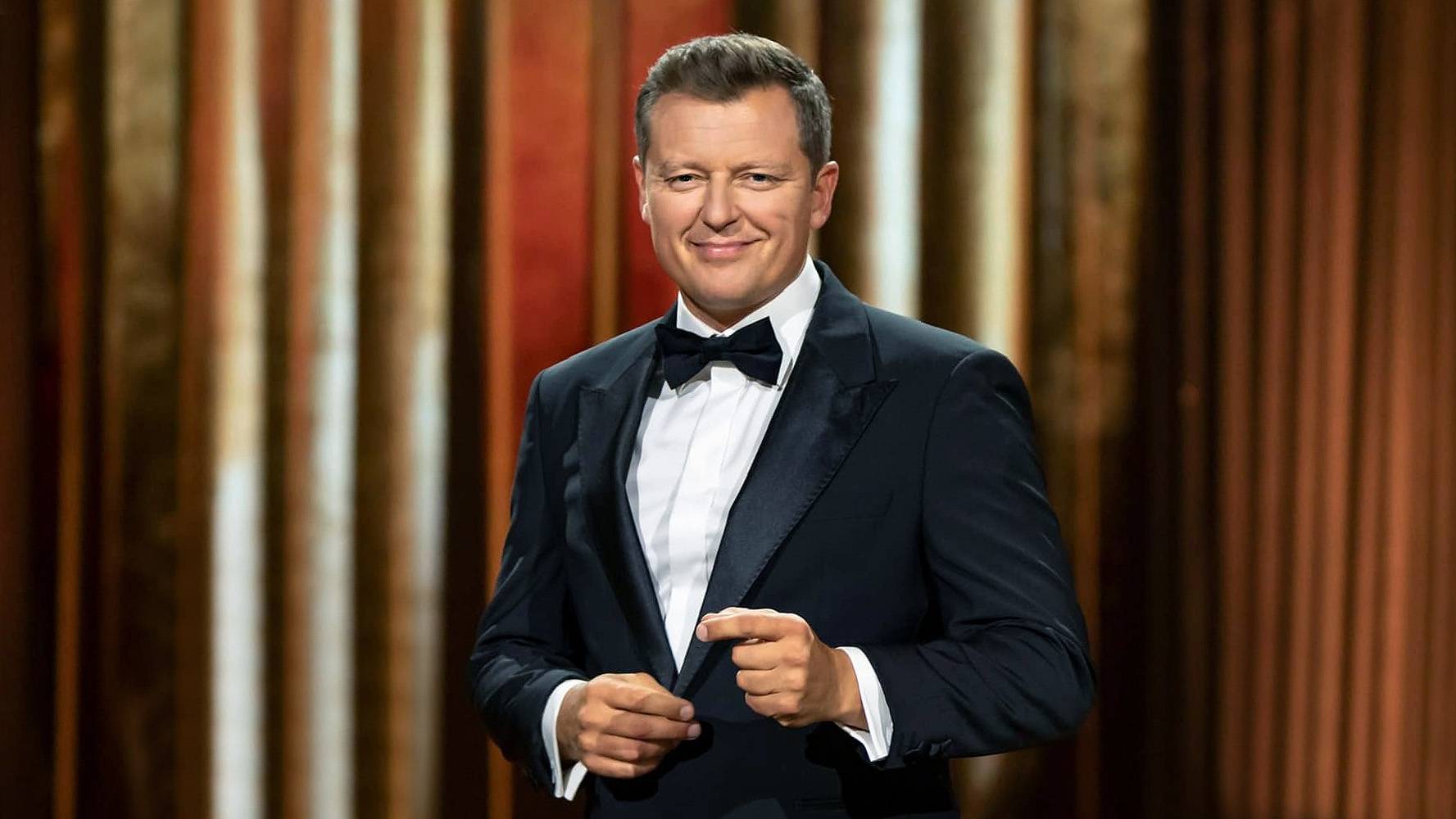 Rafał Brzozowski wśród gwiazd „Twoja Twarz Brzmi Znajomo”