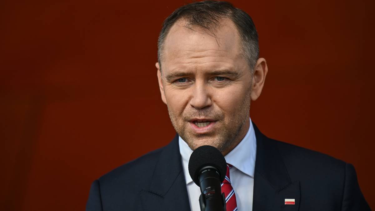 Prezydent Nawrocki cytuje Paktofonikę. Nawiązał do śmierci rapera