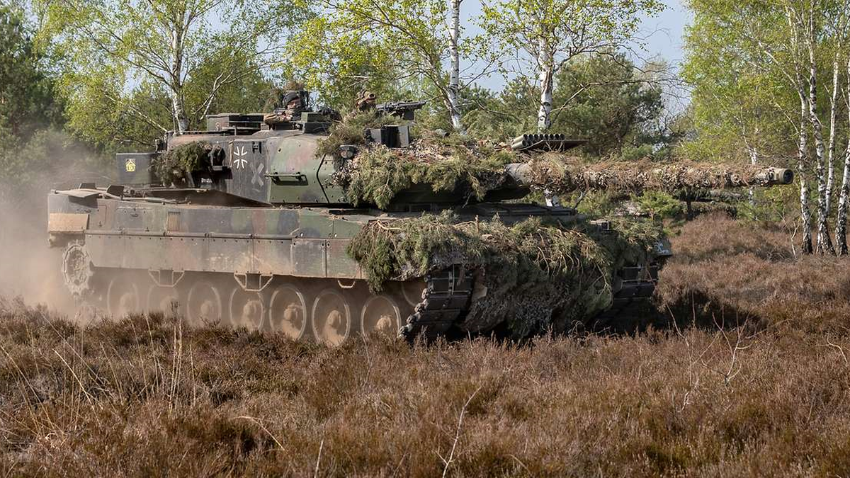 Wojna w Ukrainie. Media: Niemcy przekazały 18 czołgów