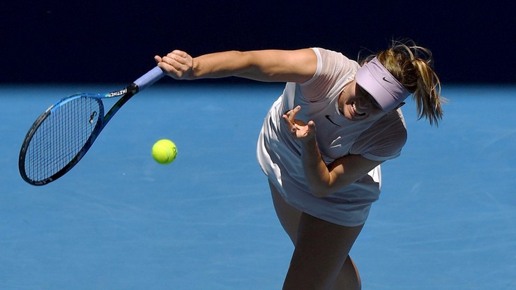 Australian Open: Udany powrót Szarapowej przy wsparciu kibiców