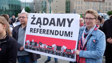 "910 tys. Żądamy referendum". Manifestacje przeciw reformie edukacji