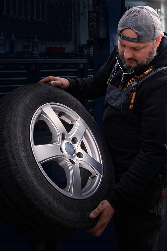 2026-10-01 „Samochodowi handlarze”: Kulisy motoryzacyjnego biznesu - Polsatplay.pl