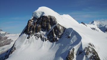 Polski alpinista zginął we włoskich Alpach. Wpadł do wąskiej szczeliny