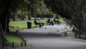 Nastolatkowie zorganizowali spotkanie w parku. Grozi im nawet 5 tys. zł grzywny