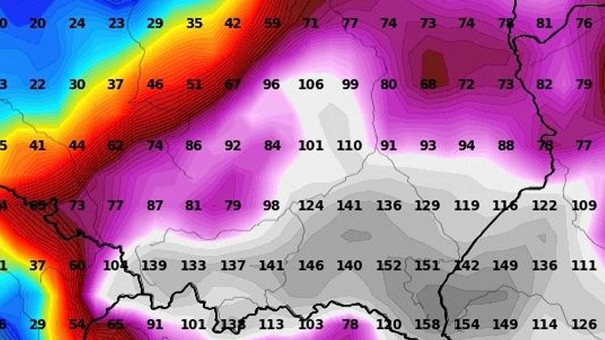 Potężne ulewy zmierzają nad Polskę. Wezbrania rzek i podtopienia