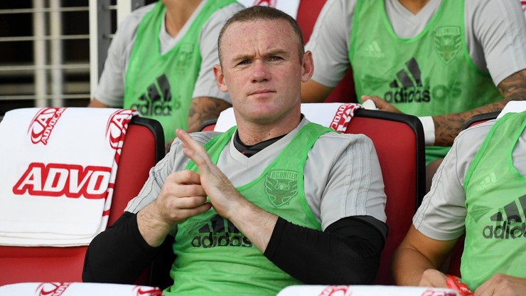 MLS: Naganne zachowanie Rooney'a! Anglik uderzył rywala łokciem w twarz (WIDEO)