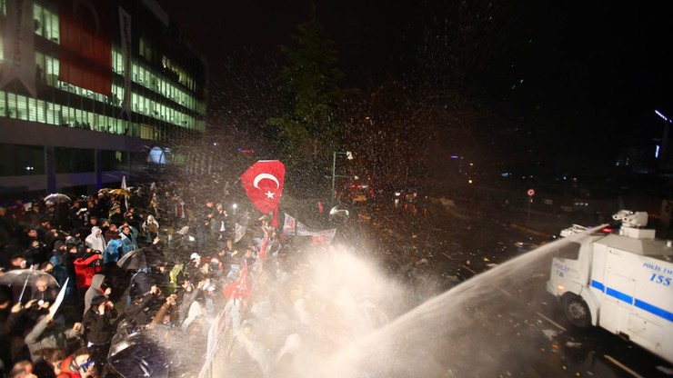 Turcja: władze przejęły kontrolę nad agencją prasową powiązaną z Gulenem