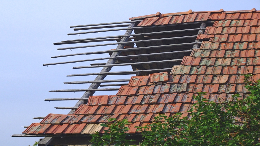 25.08.2018 06:00 Gwałtowne burze zakończyły upał, ale też zrywały dachy, łamały drzewa i wzniecały zamiecie pyłowe