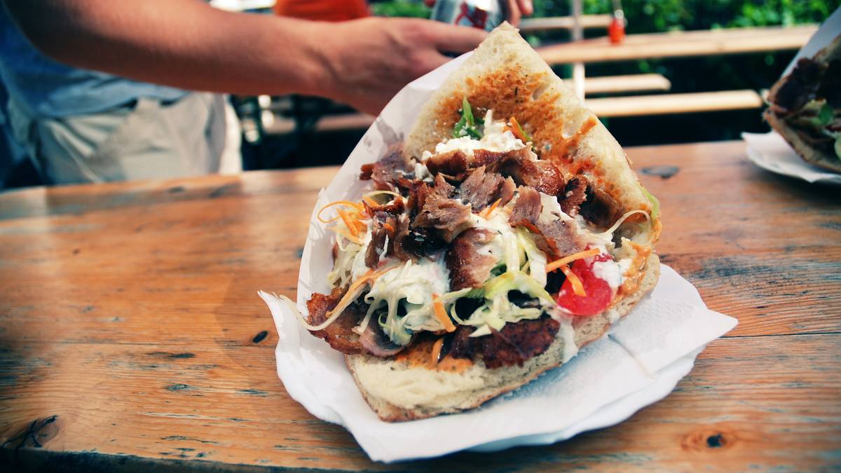 Alarmujące doniesienia służb. Chodzi o mięso na kebab