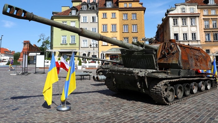 Warszawa. Wystawa zniszczonych rosyjskich czołgów. Dworczyk: Ta armia nie jest niepokonana
