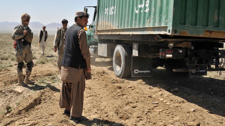 Pakistan stawia ogrodzenie na granicy z Afganistanem
