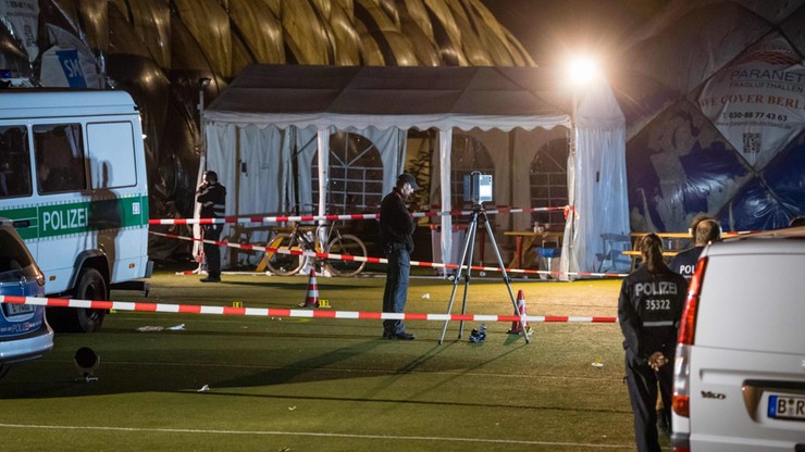 Niemcy: zastrzelono uchodźcę atakującego nożem mężczyznę podejrzanego o gwałt