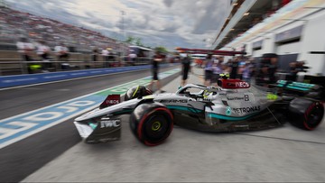 Hamilton krytycznie o bolidzie Mercedesa: To jest katastrofa...