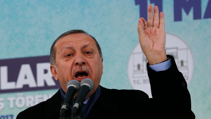 Kolejna odsłona dyplomatycznej wojny. Erdogan nawołuje do sankcji wobec Holandii