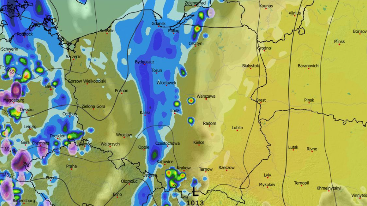 Dzień będzie deszczowy w dużej części kraju. Miejscami popada deszcz wymieszany ze śniegiem, a wysoko w górach sam śnieg