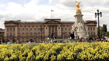 Pałac Buckingham w żałobie. Nagła śmierć członka rodziny królewskiej