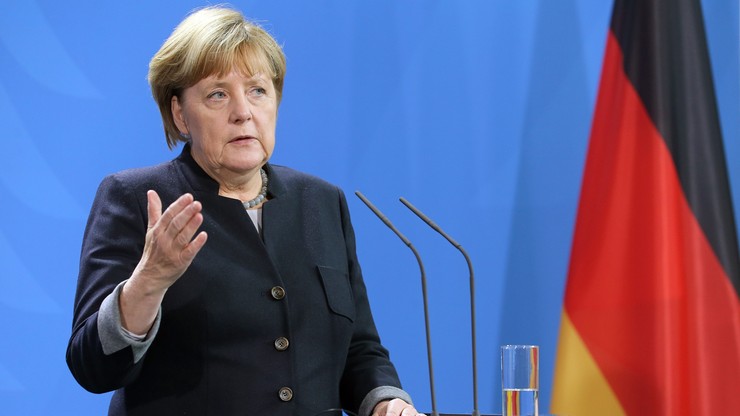 Merkel przed spotkaniem z Putinem: nie oczekuję cudów, ale warto próbować