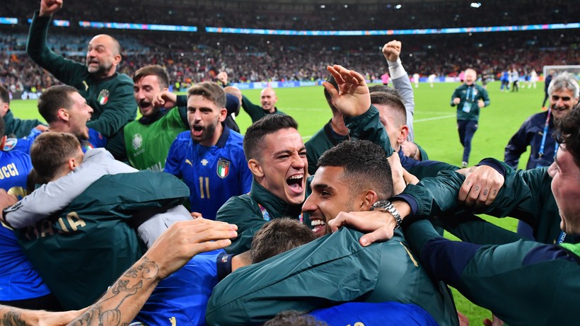 Euro 2020: Włochy - Hiszpania. Co za emocje! Italia awansowała do finału po rzutach karnych