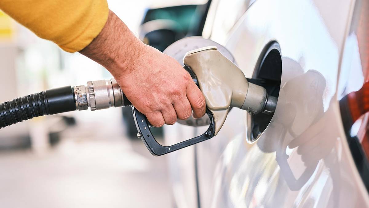 Spadają ceny paliwa. Jedno województwa wyjątkowo atrakcyjne dla kierowców