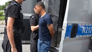 Dwóch Algierczyków podejrzanych o molestowanie 14-latki na szkolnym boisku w Gdyni