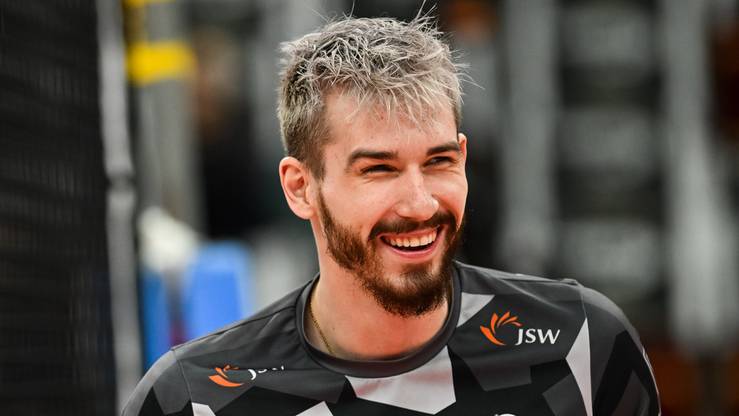 Giganci na parkiecie! Najlepsi siatkarze polskiej ligi ostatnich 50 lat. Czy pamiętasz wszystkich?