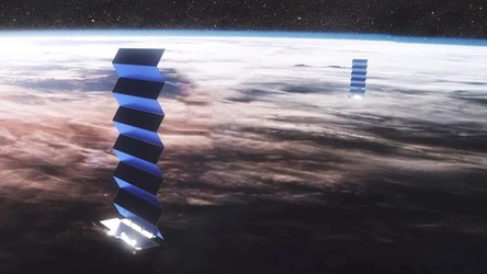 18.02.2020 07:00 Astronomowie w końcu oficjalnie zaatakowali SpaceX za satelity StarLink, które utrudniają obserwacje