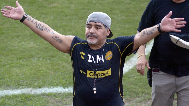 Maradona wraca do zdrowia po udanej operacji w Argentynie