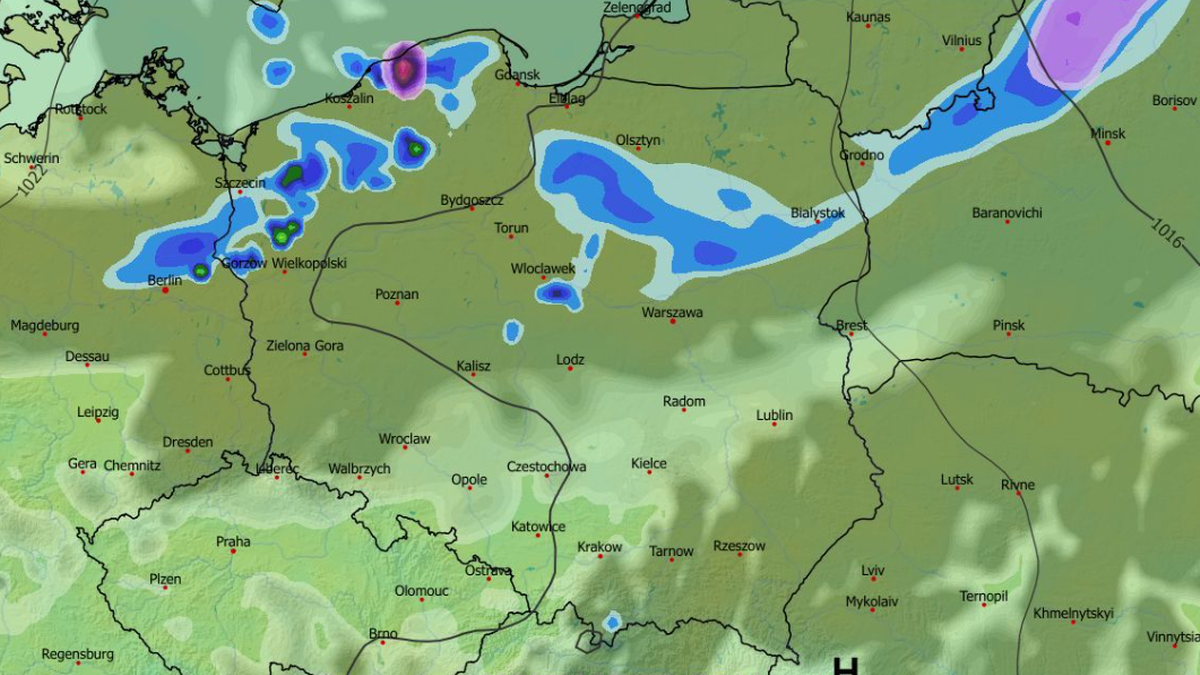 Piątek będzie pochmurny i deszczowy, początkowo na północy, a z czasem również w centrum i na północy