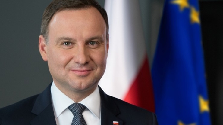 CBOS: Prezydent Andrzej Duda politykiem roku 2016; Szydło i Kaczyński na podium