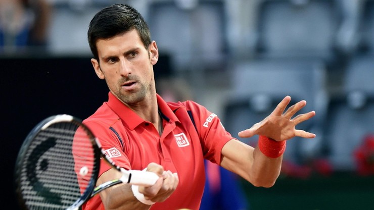 ATP Rzym: Djokovic przegrał do zera seta, ale awansował