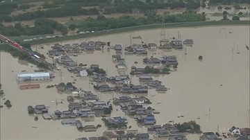 Ponad 100 ofiar śmiertelnych powodzi i osunięć ziemi w Japonii