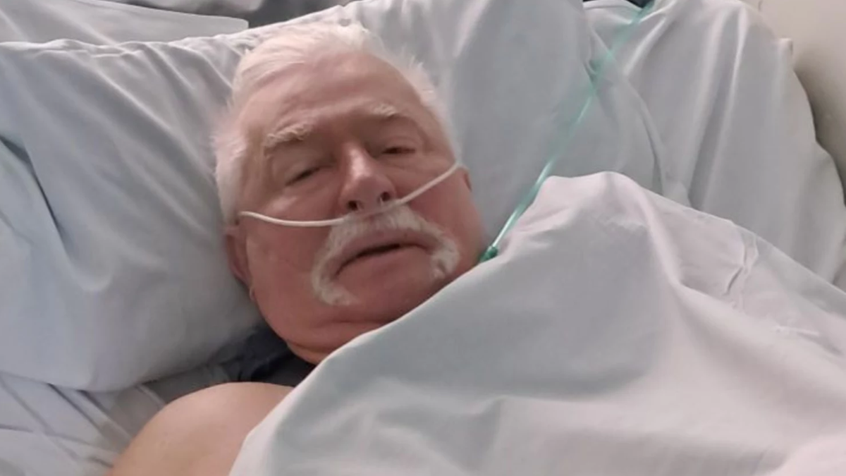 Nowe informacje o zdrowiu Lecha Wałęsy. "Szef bardzo cierpiał"