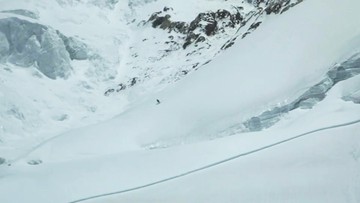 Bargiel zjechał na nartach z K2. Dotarł do obozu trzeciego. Historyczny wyczyn Polaka