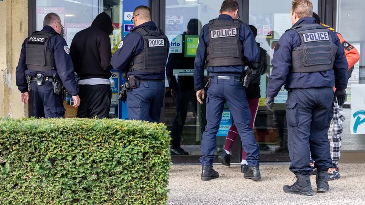 Seria ataków na kobiety we Francji. Wykorzystywano tłok podczas koncertów