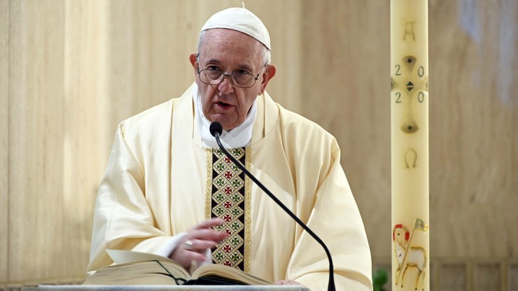 Papież udzielił pomocy transseksualnym prostytutkom. "Wszyscy jesteśmy dziećmi Bożymi"