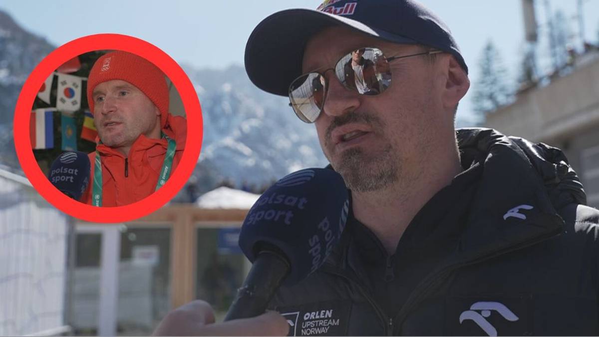 Portret mężczyzny w czapce i okularach przeciwsłonecznych, m&oacute;wiącego do mikrofonu, z wklejonym małym zdjęciem innego mężczyzny w czerwonej czapce w okręgu.