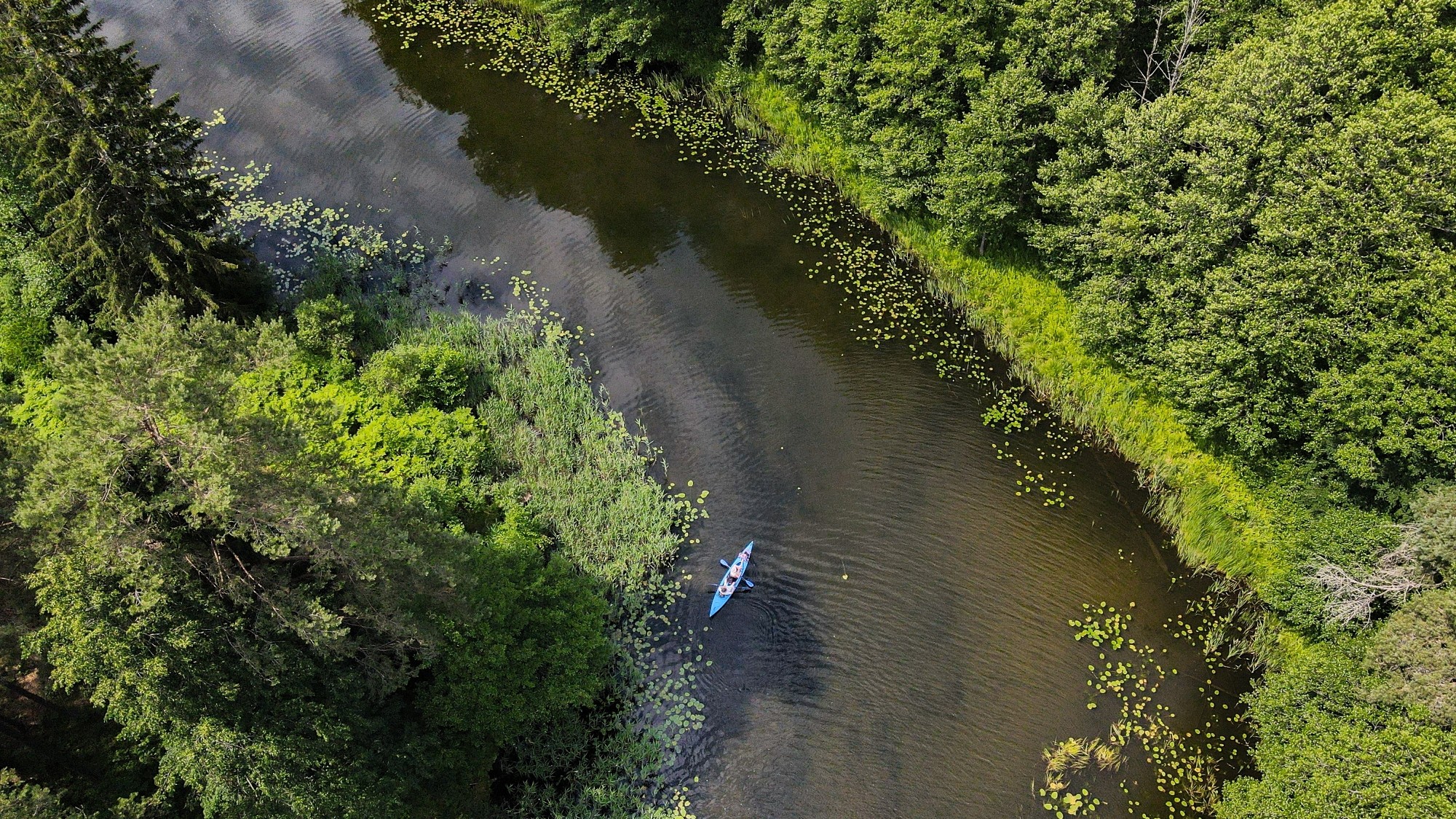 Piękne letnie krajobrazy z lotu ptaka - zdjęcie 7