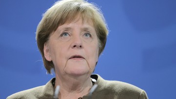Kanclerz Austrii krytykuje politykę kanclerz Merkel ws. uchodźców